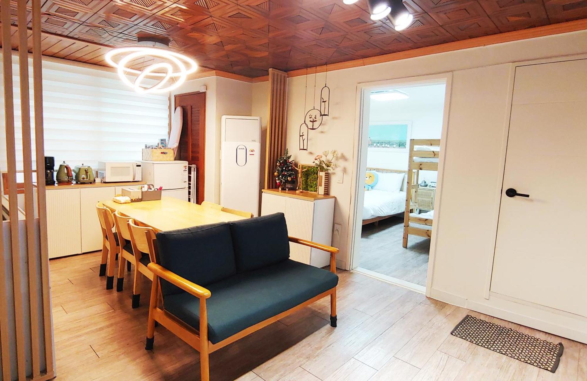 Aiola Cine Hongdae Appartement Seoel Buitenkant foto